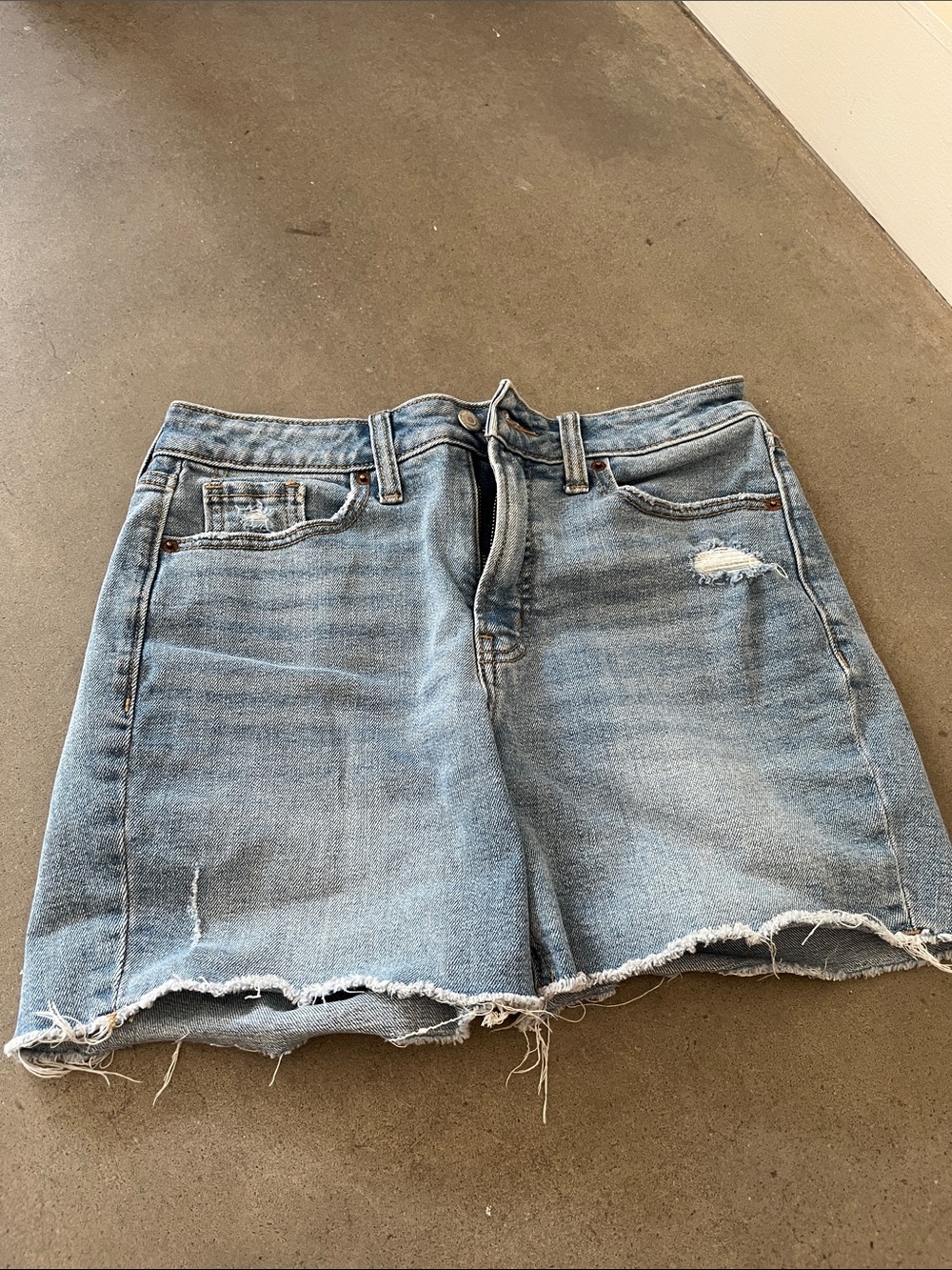 Old Navy OG Straight High Rise Light Blue Distressed Denim Shorts